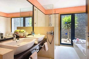 Playas Blanca Pool Private Villas