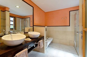 Playas Blanca Pool Private Villas