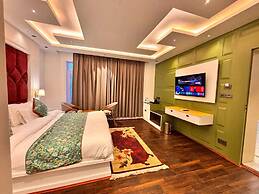 Royal grand Kashmir