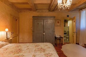 Gallery Guesthouse
