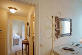Guasto Apartments