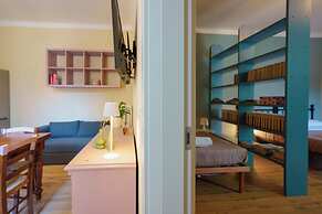 Levante Collection