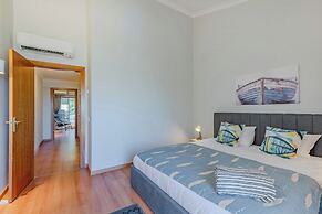 Sao Rafael TownHouse with Pool