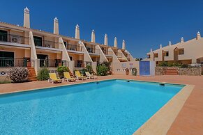 Sao Rafael TownHouse with Pool