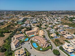 Sao Rafael TownHouse with Pool