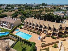 Sao Rafael TownHouse with Pool
