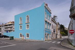 Snuggly Corner by Trip2Portugal