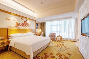 Vienna Intl. Hotel Baiyun Airport