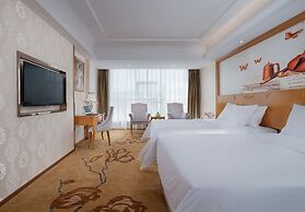 Vienna Intl. Hotel Baiyun Airport