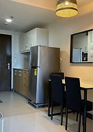 Modern Uptown Parksuites - BGC