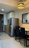 Modern Uptown Parksuites - BGC