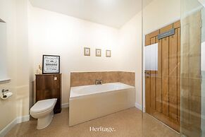 The Steading Family Friendly Getaway