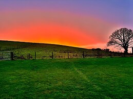 The Steading Family Friendly Getaway