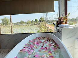 Phum Mongkol Village