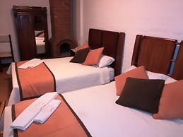 Imperio Real - Hosteria