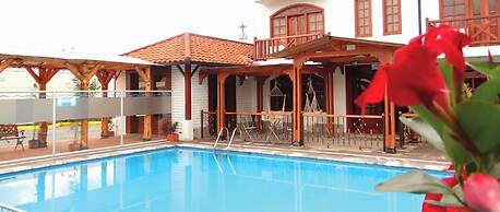 Imperio Real - Hosteria