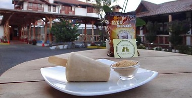 Imperio Real - Hosteria