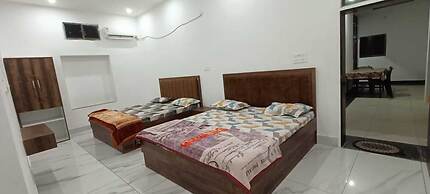 Hotel Maa Karni Darbar