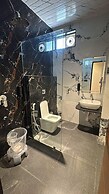 Hotel Golden Bird