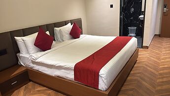Hotel Golden Bird