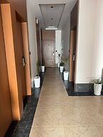 Hotel Golden Bird