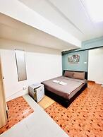 Patong Adventure Hostel