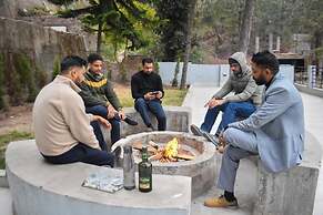 Pinewood Manor Kasauli