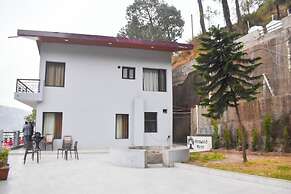 Pinewood Manor Kasauli
