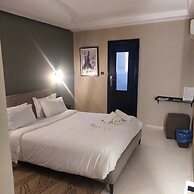 Lyron Hostel