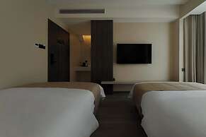 Good Night Hotel