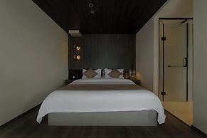 Good Night Hotel