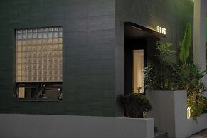 Good Night Hotel