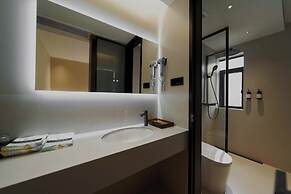 Good Night Hotel