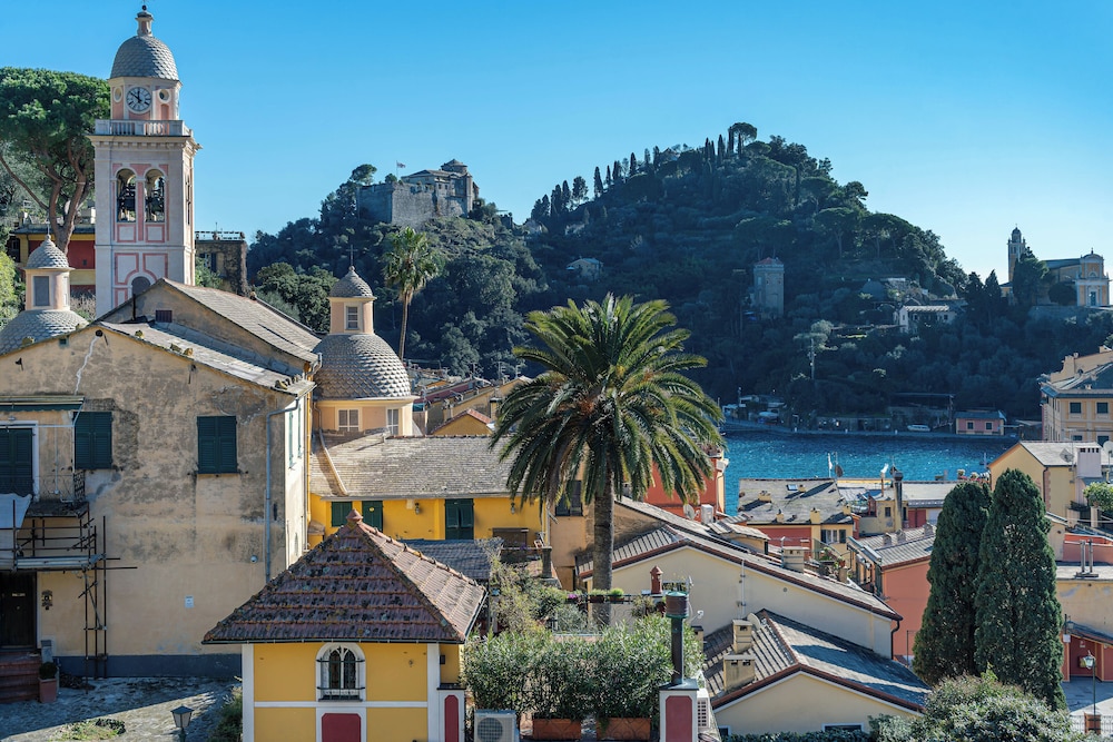 Lovely 2-Bedroom Flat - Sea View Terrace