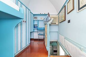 Lovely 2-Bedroom Flat - Sea View Terrace