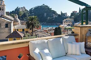 Lovely 2-Bedroom Flat - Sea View Terrace