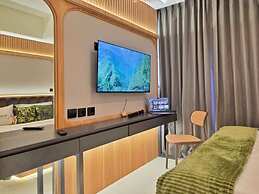HomeWood By SanLiving - Studio