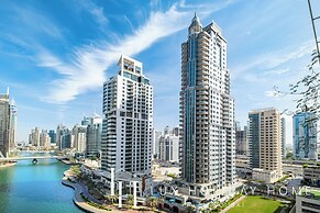 LUX The Marina View Suite 2