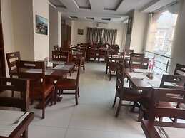 Hotel Evergreen 9
