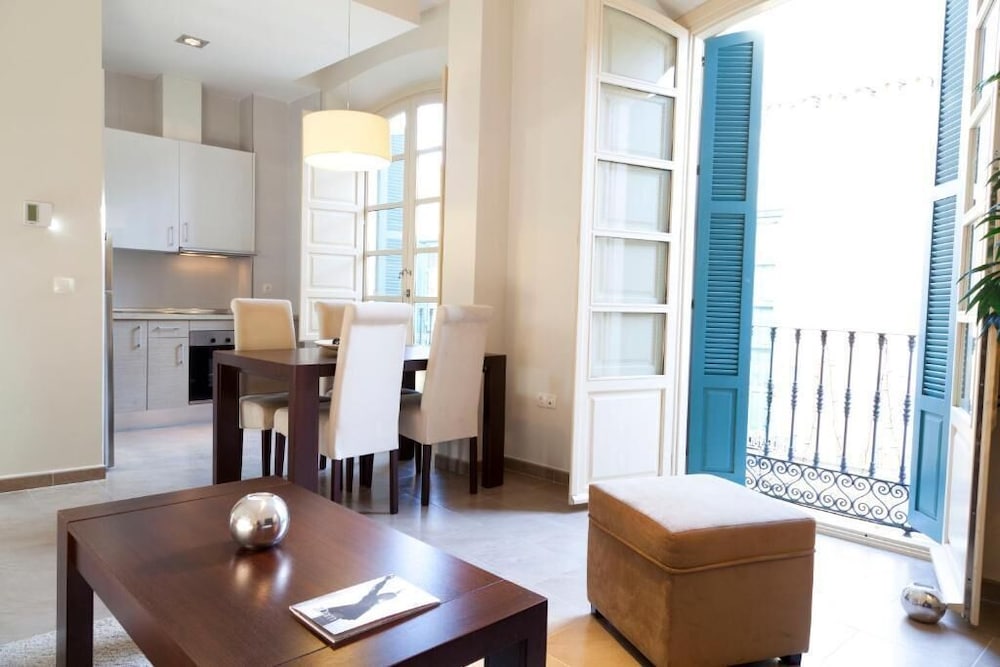 Apartamentos Pinar Málaga Centro