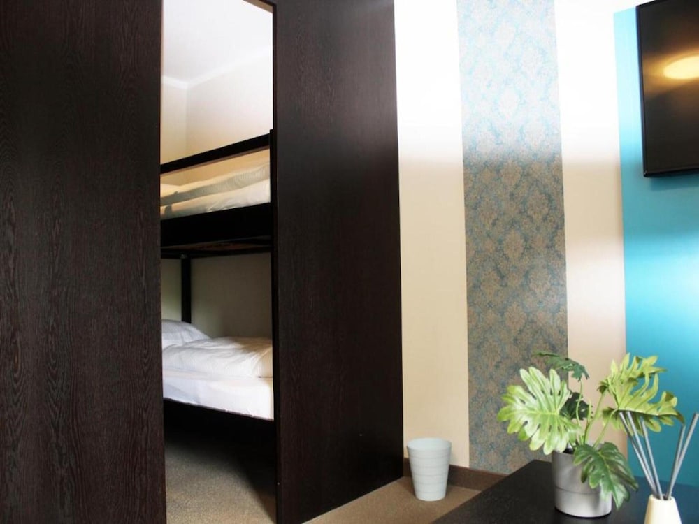 Koblenz Valley Hotel Double Room Extra Bed