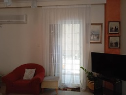 Quiet Apartment in Neo Herakleio Athens