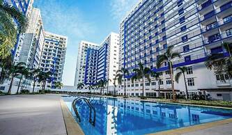 A & K Vibes Modern Quezon City Stay