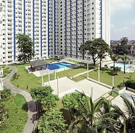A & K Vibes Modern Quezon City Stay