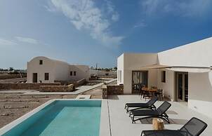 Rizes Villas Santorini with private pool