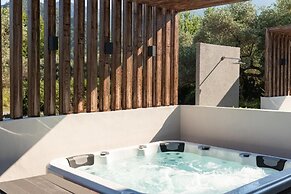 Valen Mare Suites