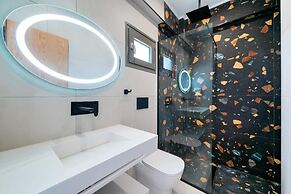 Valen Mare Suites