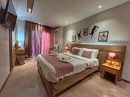 TROKADERO BOUTIQUE HOTEL