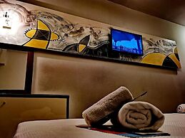 TROKADERO BOUTIQUE HOTEL