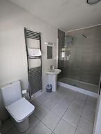 Cottage Court Hotel